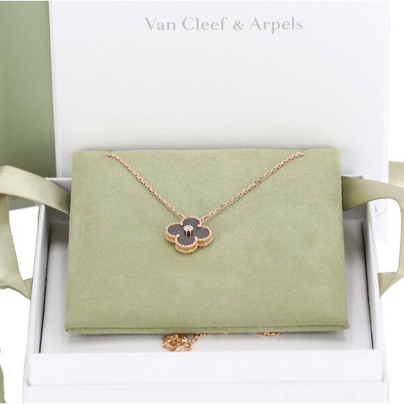 Van Cleef & Arpels Vintage Alhambra Necklace 2023 Holiday Pendant Grey 18K - Picture 3 of 8